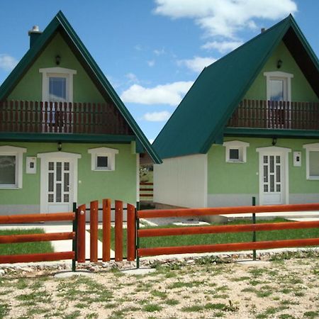 Rooms And Bungalows Sreten Zugic Жабляк Номер фото